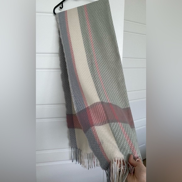 COPY - Colorful scarf from cashmere - Picture 1 of 2